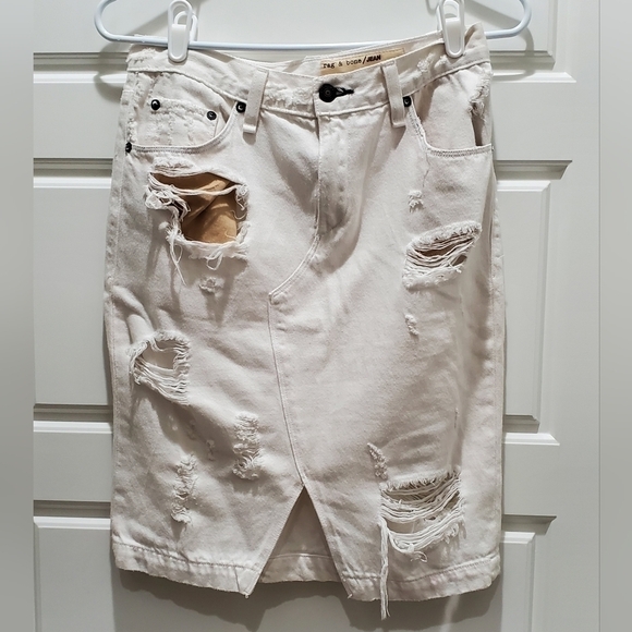 RAG & BONE DISTRESSED DESTROYED SHRED WHITE DENIM SKIRT WOMEN SIZE 25 ROCKER - Picture 2 of 13